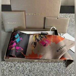 NWT Bvlgari Multicoloured Serpenti Silk Shelley Twilly Scarf